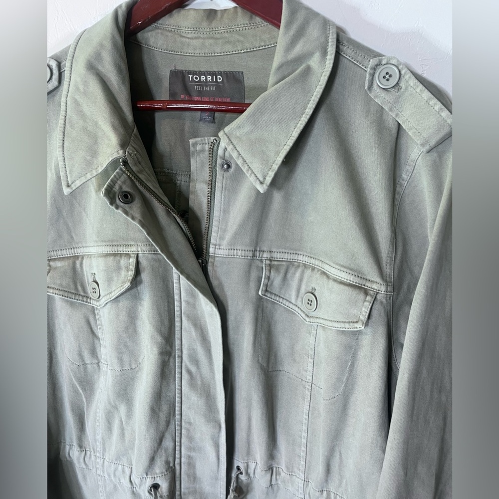Torrid Twill Lace-Up Back Anorak- Sage Green Women’s 3X - Picture 5 of 12